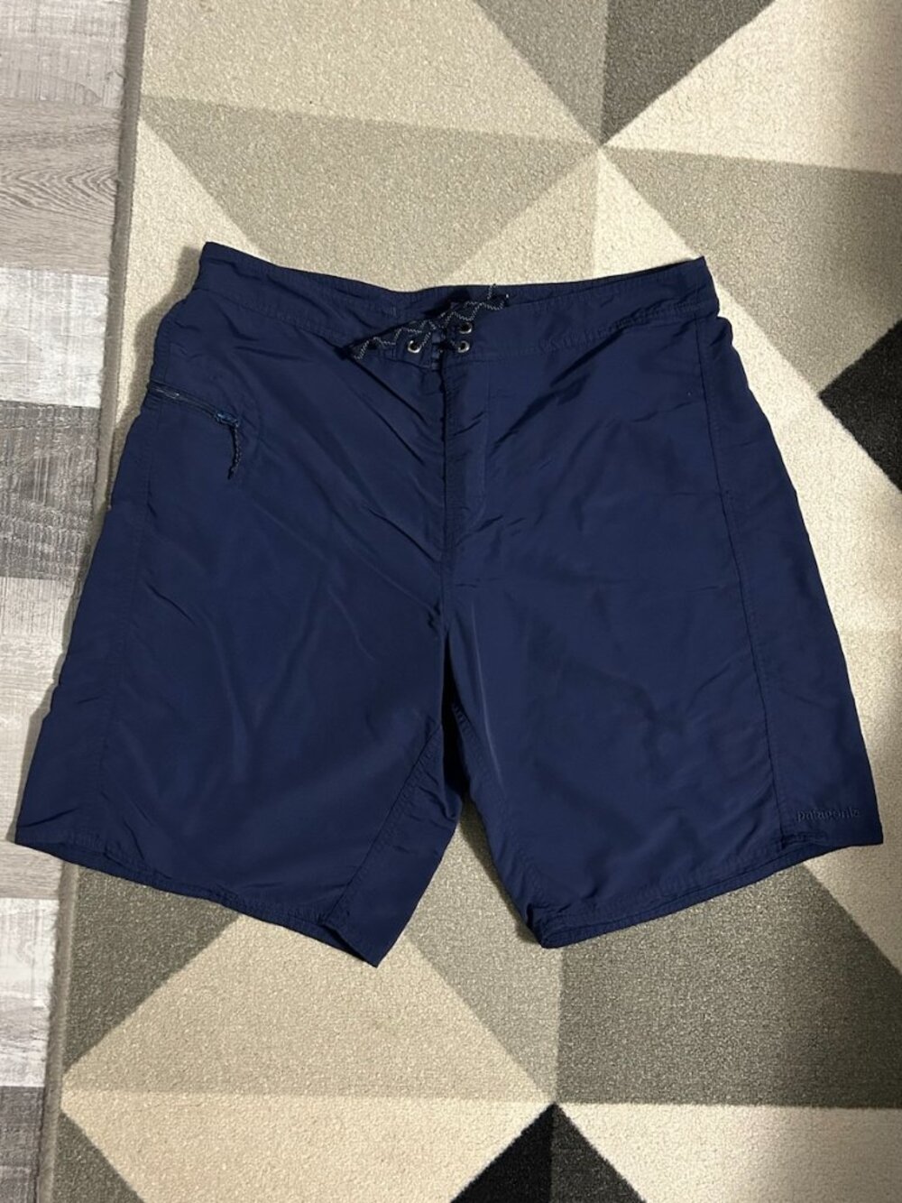 Patagonia Wavefarer Unlined 9.5" Board Shorts 100% Nylon Men's Size 36